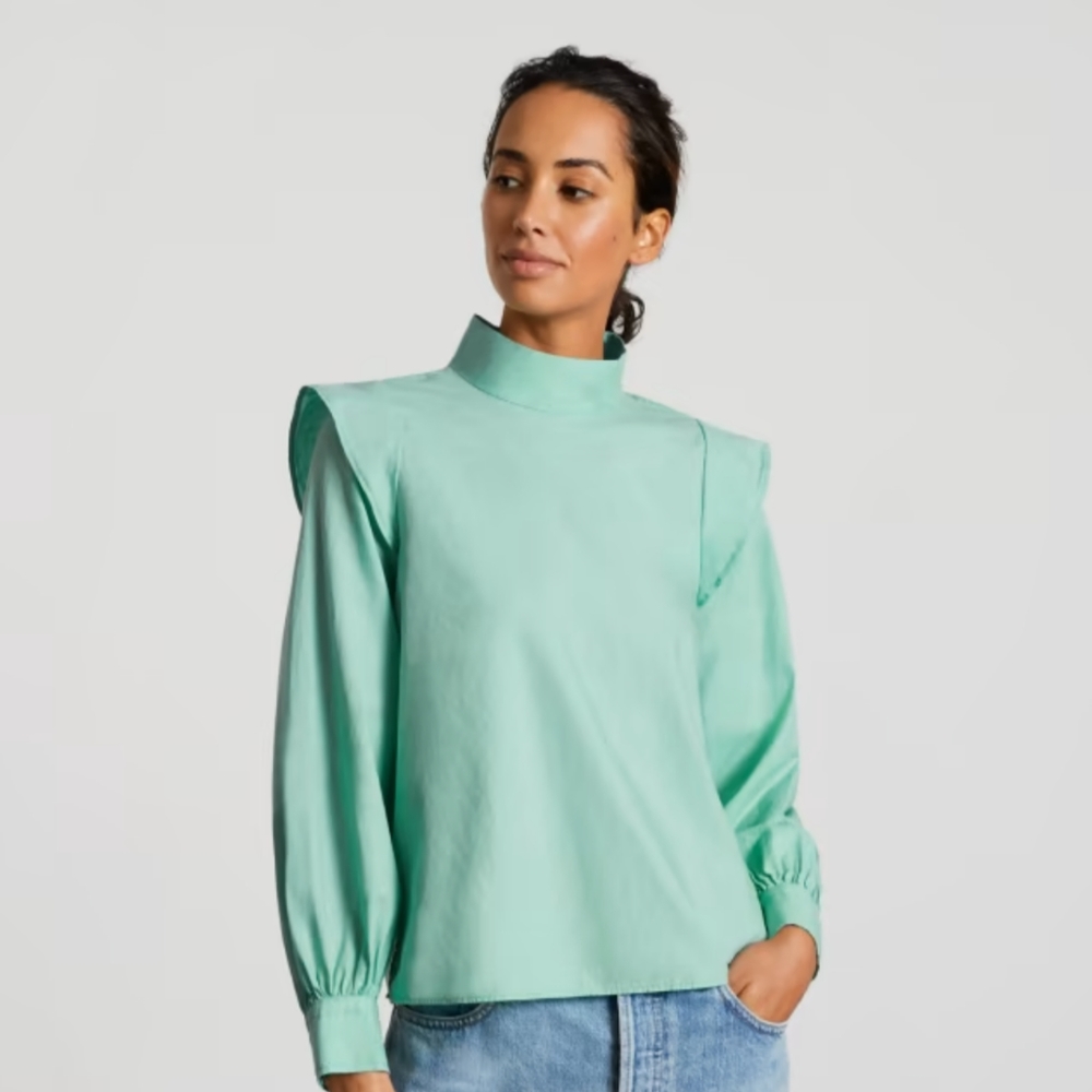The Wing-Shoulder Mockneck Top Size